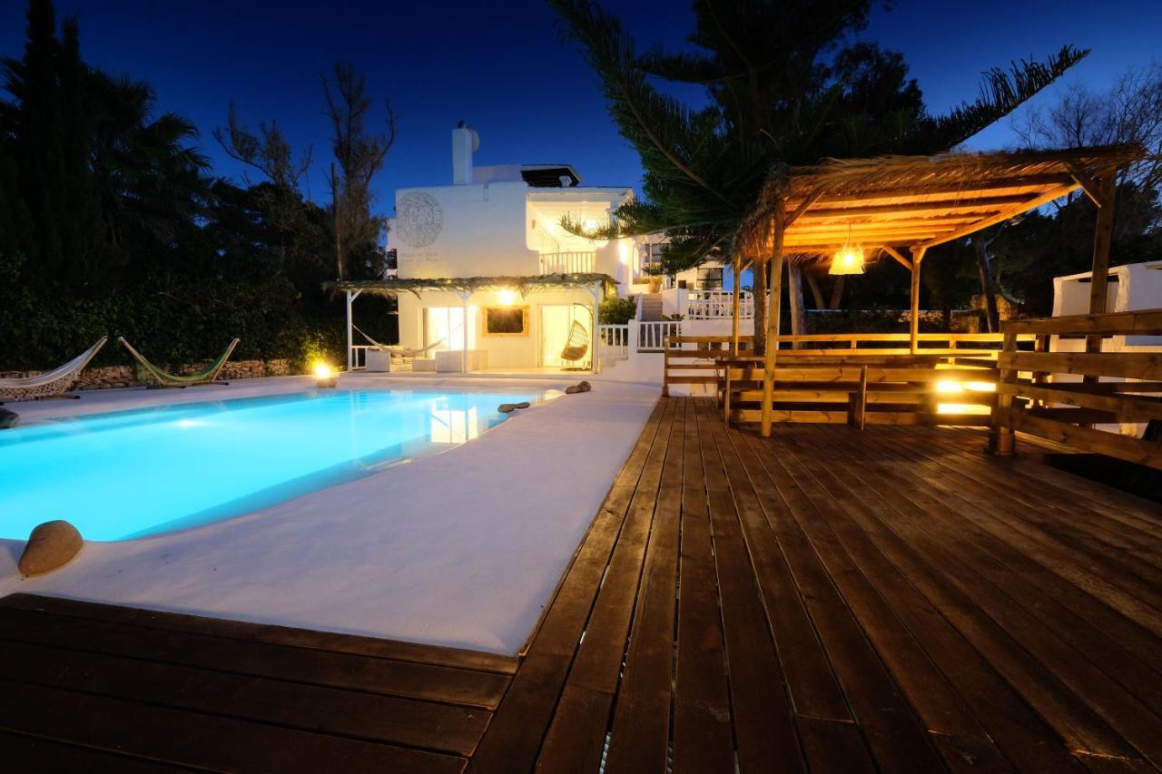 Villa Clara Ibiza ซานตาเอวเลเรียเดสริว ภายนอก รูปภาพ